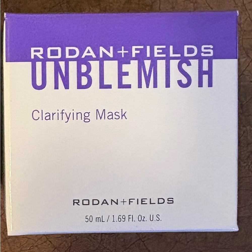 Rodan + Fields Unblemish Clarifying Mask - Purple & White